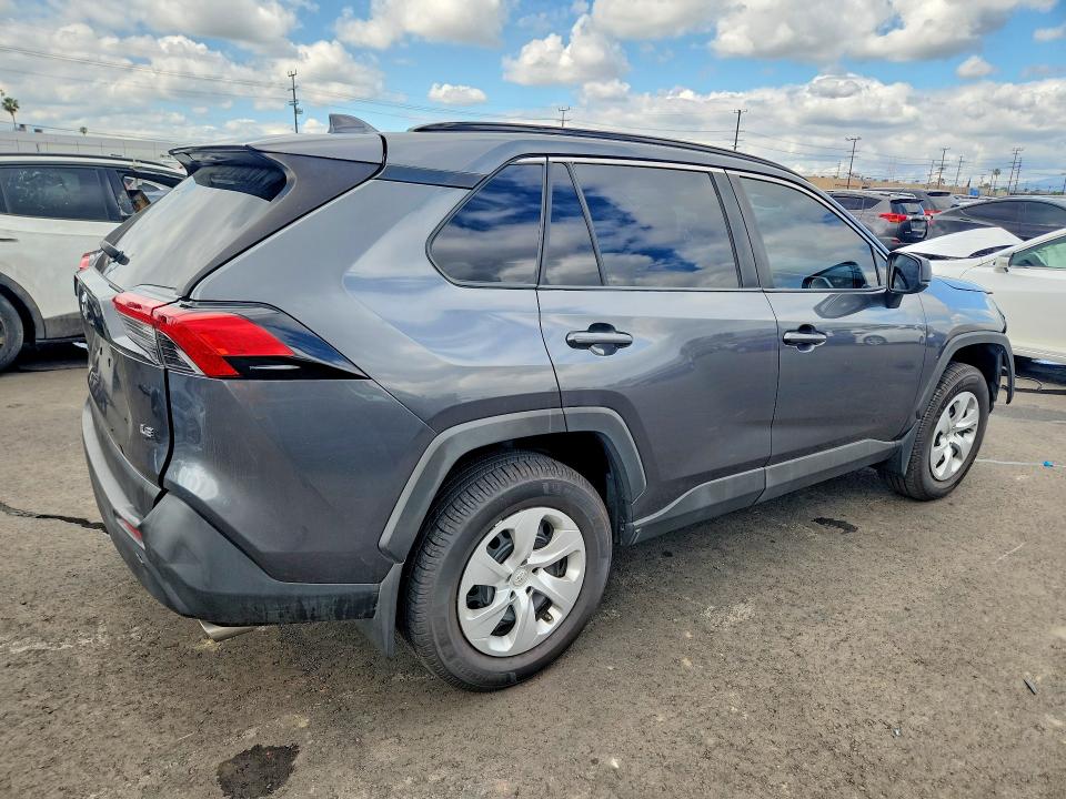 Продаж на аукціоні авто 2021 Toyota Rav4, vin: 2T3H1RFV4MC099545, номер лоту: 48234176