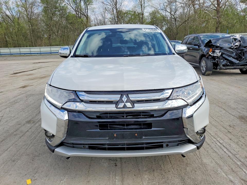 51159986 :رقم المزاد ، JA4AZ3A36HZ050844 vin ، 2017 Mitsubishi Outlander مزاد بيع