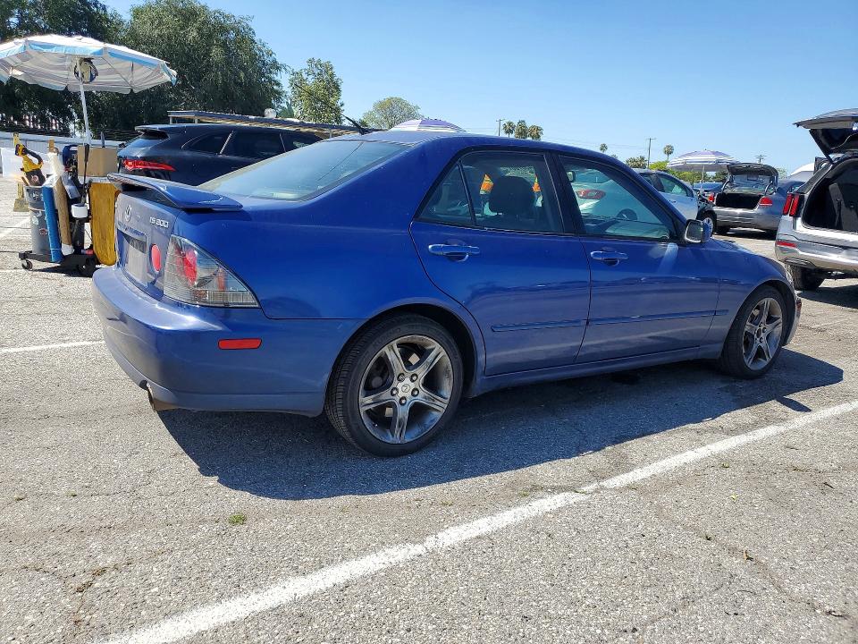 50430706 :رقم المزاد ، JTHBD192530068322 vin ، 2003 Lexus Is مزاد بيع