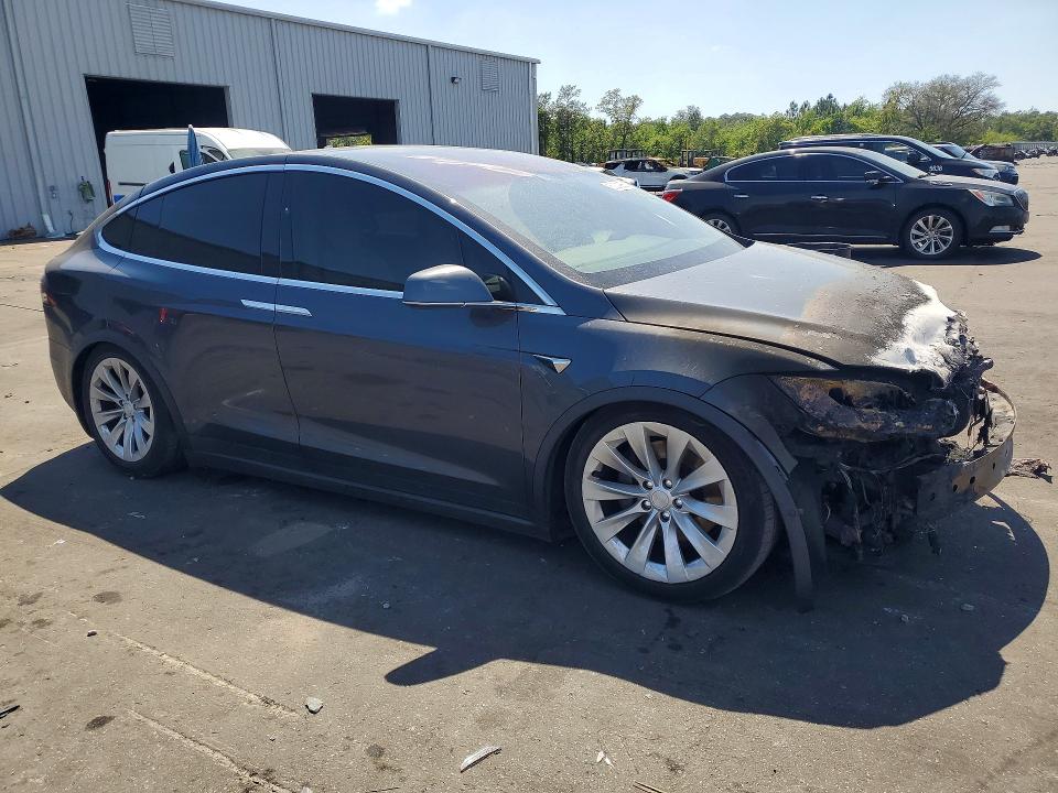 Продажа на аукционе авто 2018 Tesla Model X, vin: 5YJXCDE21JF114986, номер лота: 50302956
