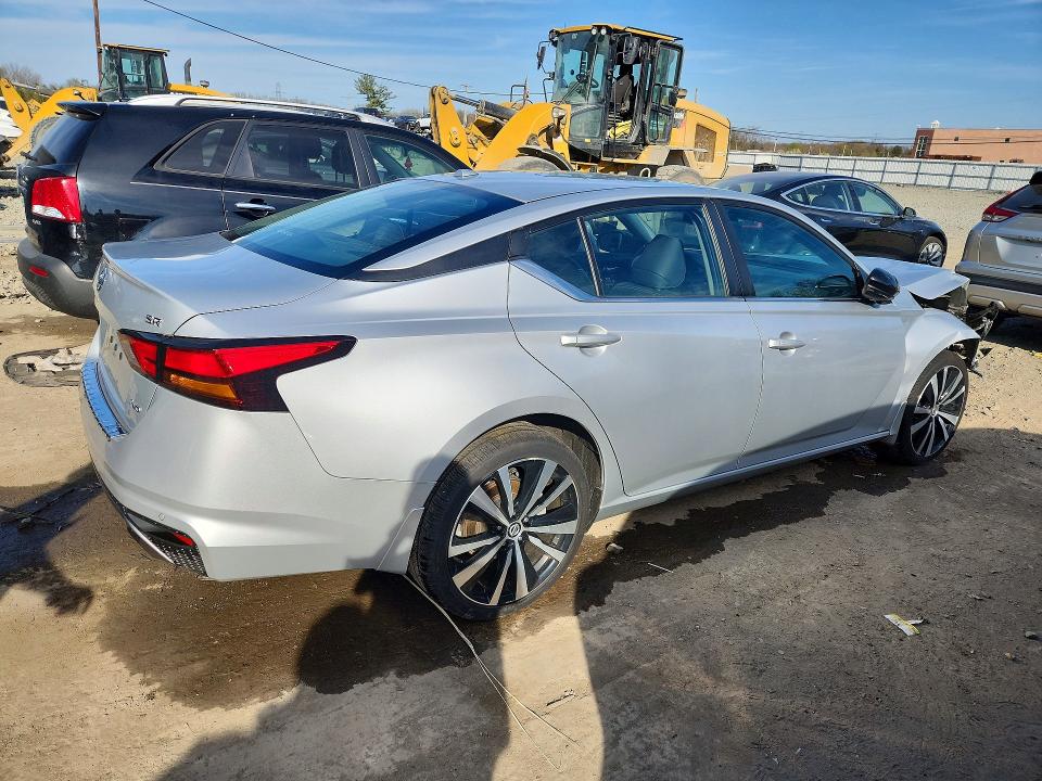 2021 Nissan Altima მანქანა იყიდება აუქციონზე, vin: 1N4BL4CW2MN397457, აუქციონის ნომერი: 49279366