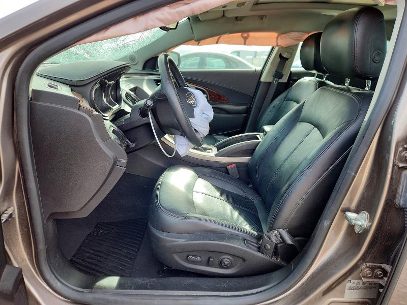 50272756 :رقم المزاد ، 1G4GD5ED8BF366330 vin ، 2011 Buick Lacrosse مزاد بيع