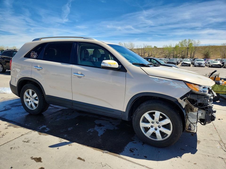 49409206 :رقم المزاد ، 5XYKT4A22BG133752 vin ، 2011 Kia Sorento مزاد بيع