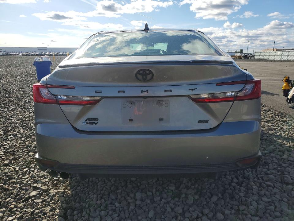 Продажа на аукционе авто 2025 Toyota Camry, vin: 4T1DBADK8SU525893, номер лота: 79570355
