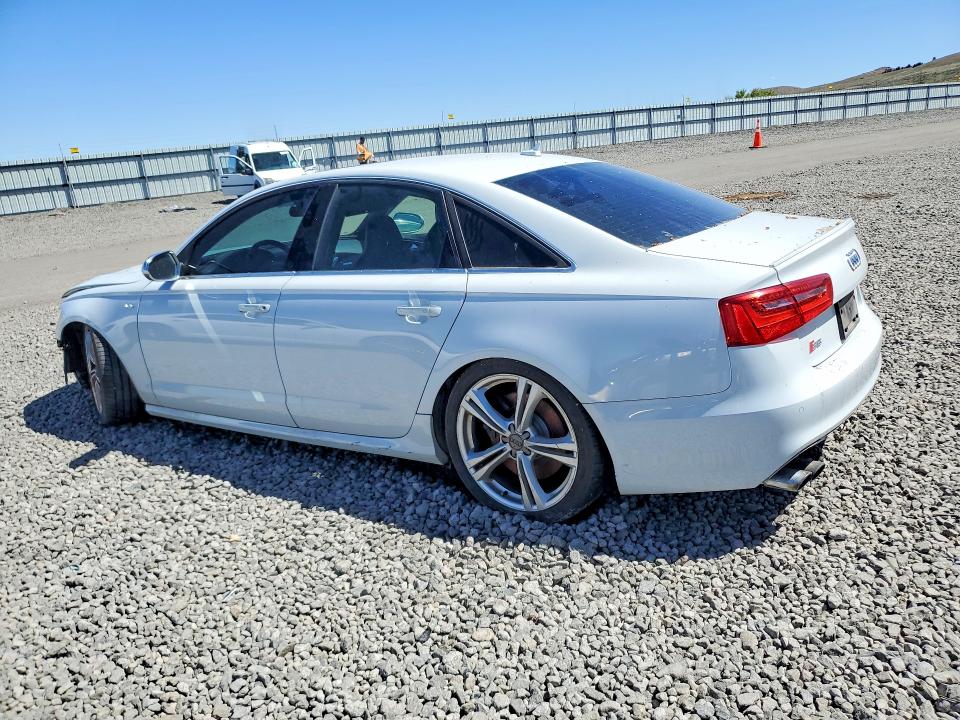 2013 Audi S6 მანქანა იყიდება აუქციონზე, vin: WAUJ2AFC4DN022224, აუქციონის ნომერი: 50977996