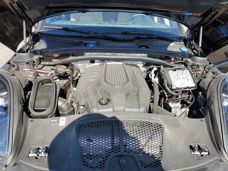 Auction sale of the 2025 Porsche Macan, vin: WP1AA2A54SLB05258, lot number: 52090986