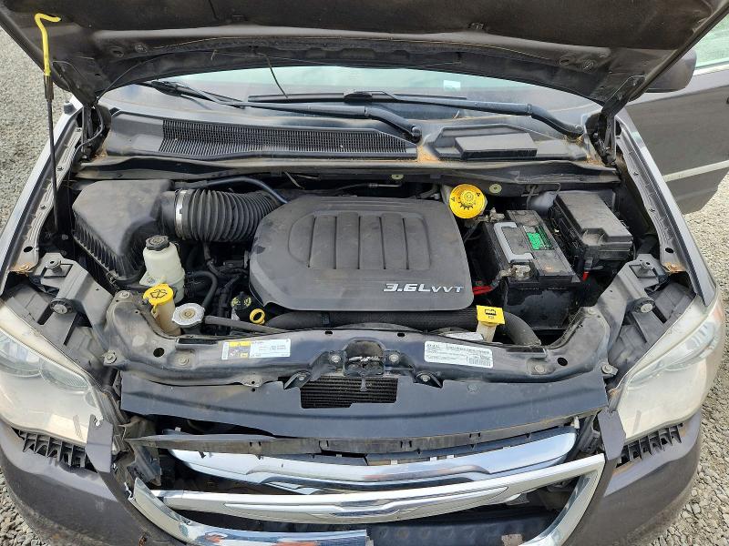 51632096 :رقم المزاد ، 2C4RC1BG6GR290033 vin ، 2016 Chrysler Town & Country مزاد بيع