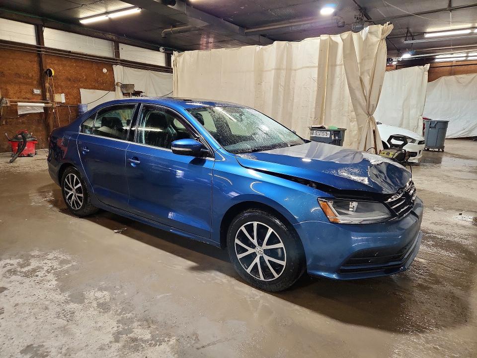 2017 Volkswagen Jetta მანქანა იყიდება აუქციონზე, vin: 3VWDB7AJXHM403873, აუქციონის ნომერი: 50614416