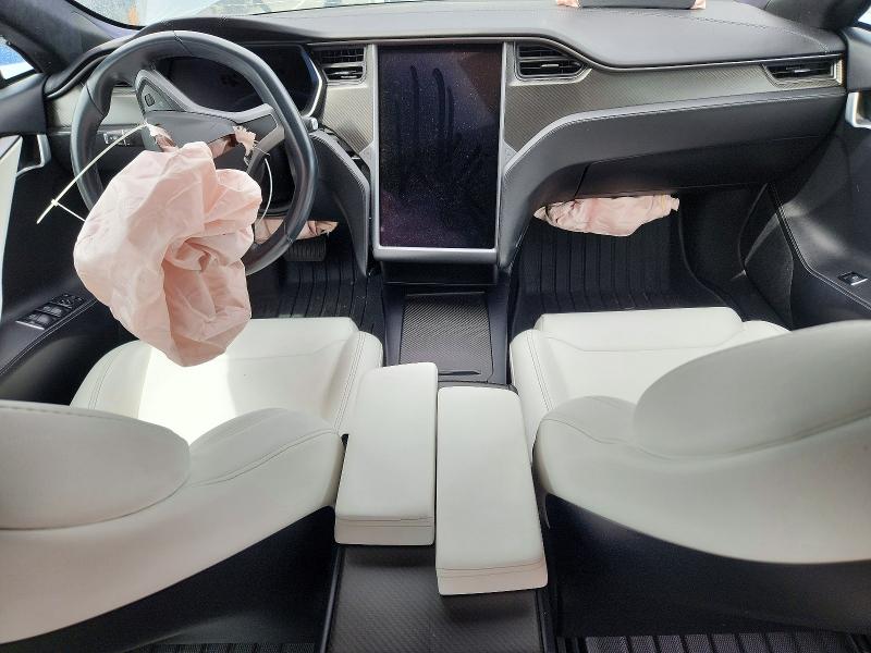 Продаж на аукціоні авто 2018 Tesla Model S, vin: 5YJSA1E21JF262702, номер лоту: 50315696