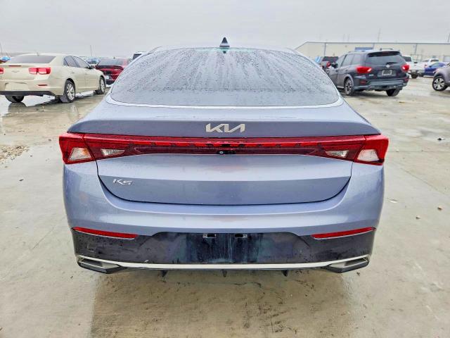 2022 Kia K5 მანქანა იყიდება აუქციონზე, vin: 5XXG14J21NG086363, აუქციონის ნომერი: 50601416