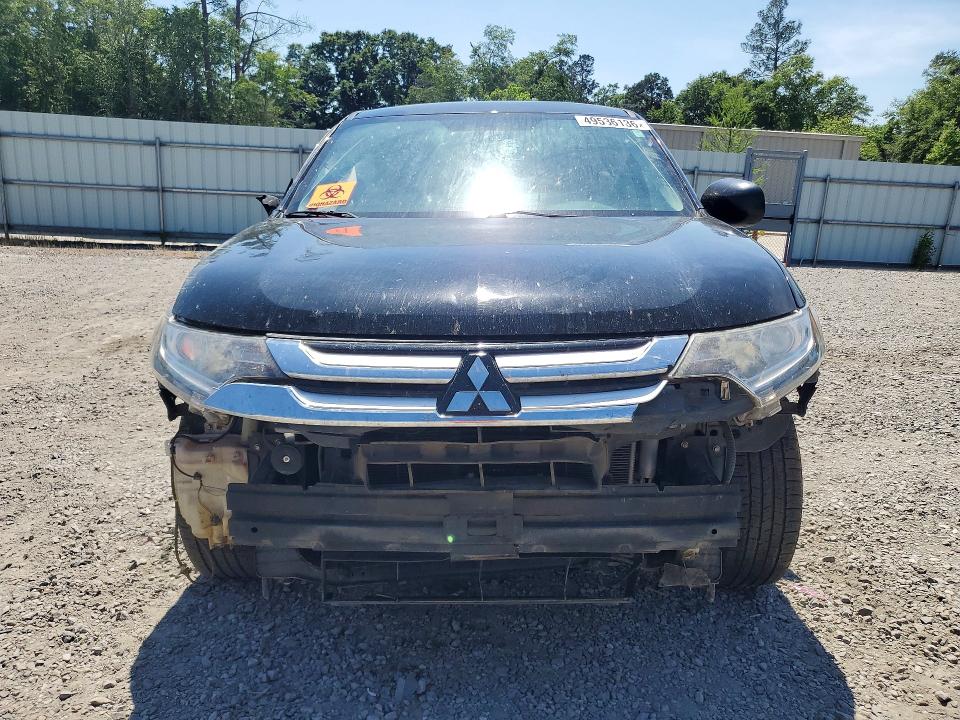 49536136 :رقم المزاد ، JA4AZ3A38JJ005103 vin ، 2018 Mitsubishi Outlander مزاد بيع