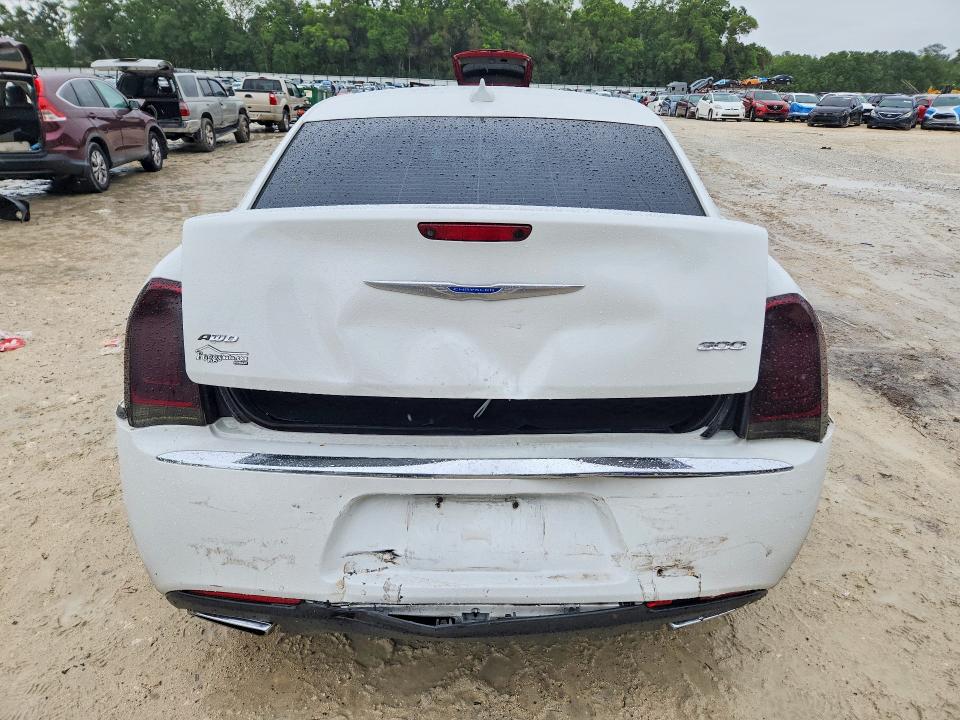 49125206 :رقم المزاد ، 2C3CCAKGXJH250500 vin ، 2018 Chrysler 300 مزاد بيع