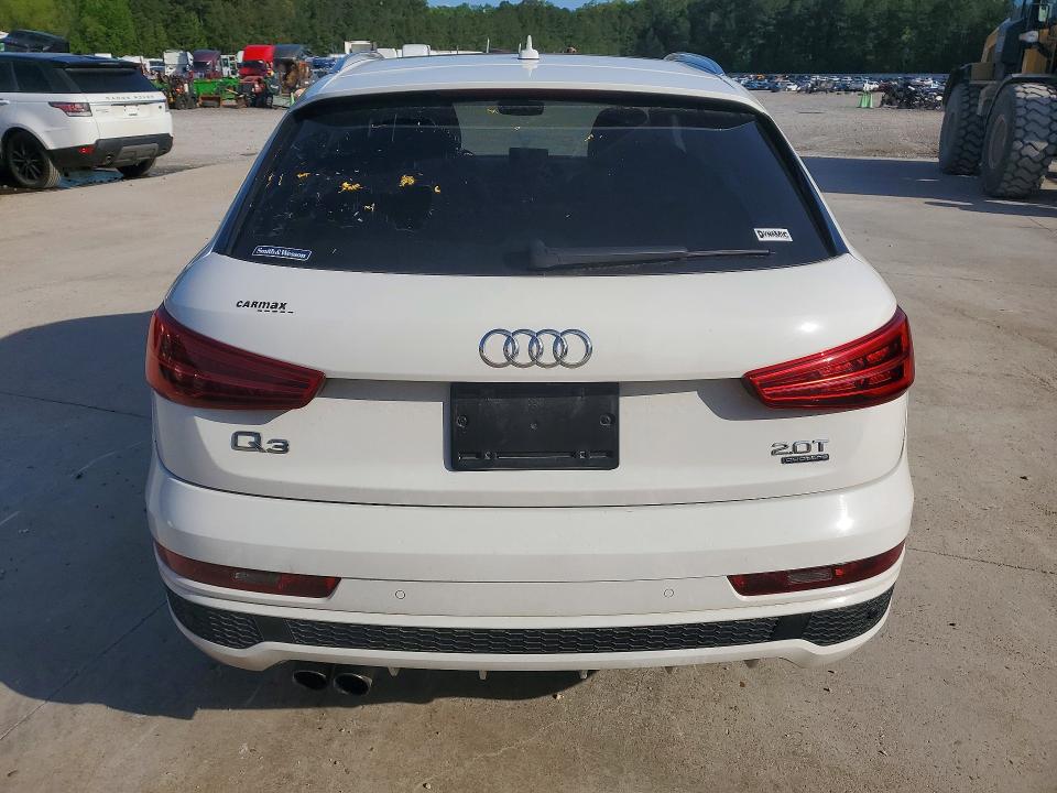 48401636 :رقم المزاد ، WA1JCCFS0JR033576 vin ، 2018 Audi Q3 مزاد بيع