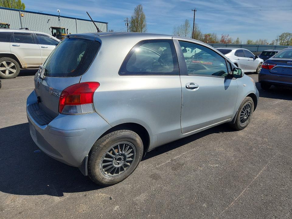 49140806 :رقم المزاد ، JTDJT4K33B5333051 vin ، 2011 Toyota Yaris مزاد بيع