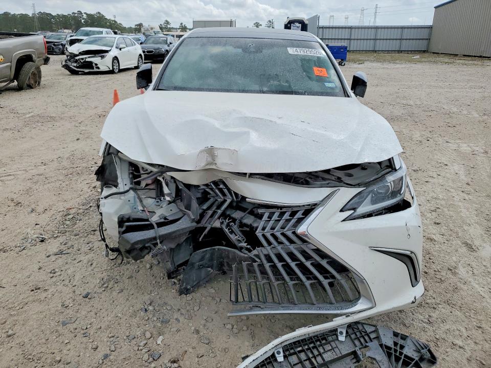 47929526 :رقم المزاد ، 58AEZ1B19RU174439 vin ، 2024 Lexus Es 350 مزاد بيع