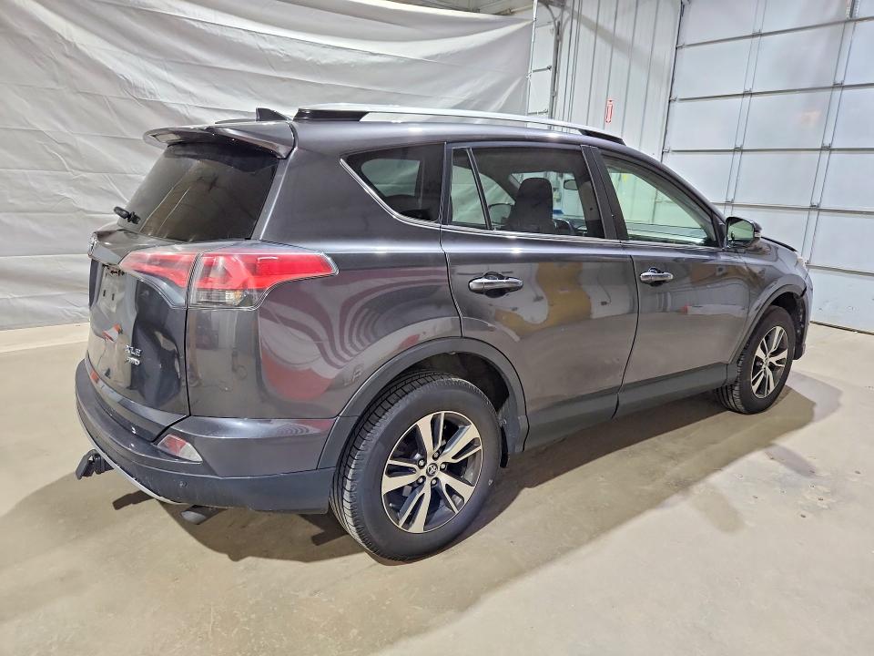 Продажа на аукционе авто 2017 Toyota Rav4, vin: JTMRFREV5HJ126570, номер лота: 51180736