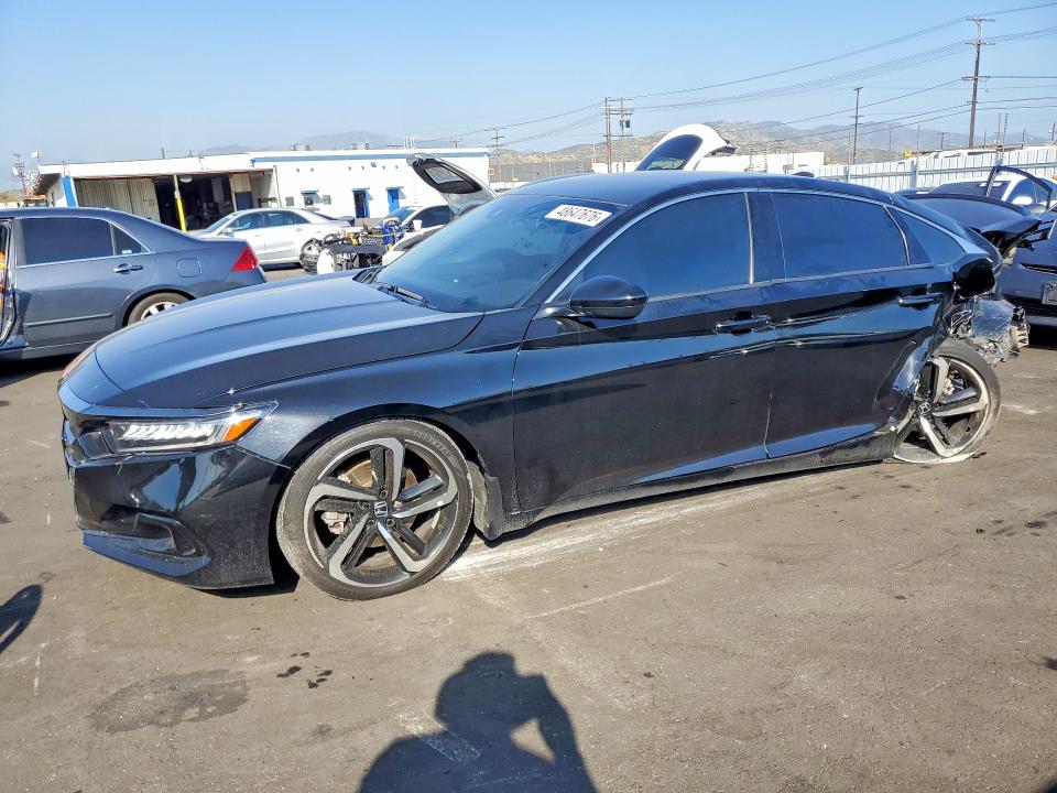 48647676 :رقم المزاد ، 1HGCV1F47NA028234 vin ، 2022 Honda Accord مزاد بيع