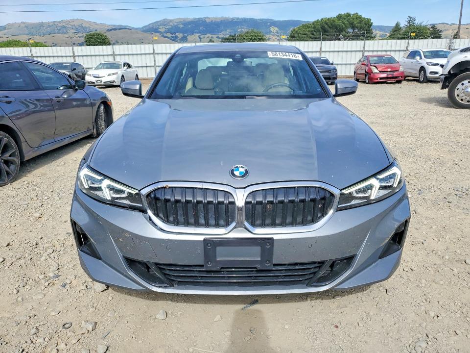 50134416 :رقم المزاد ، 3MW69FF05P8D18025 vin ، 2023 Bmw 330i مزاد بيع