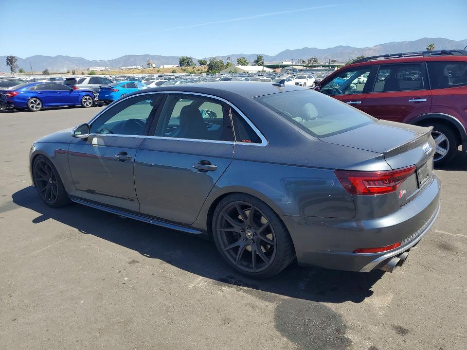 51185876 :رقم المزاد ، WAUA4AF49KA109558 vin ، 2019 Audi S4 مزاد بيع