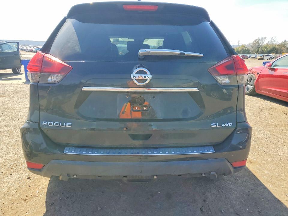 2017 Nissan Rogue მანქანა იყიდება აუქციონზე, vin: 5N1AT2MV9HC827532, აუქციონის ნომერი: 46390756