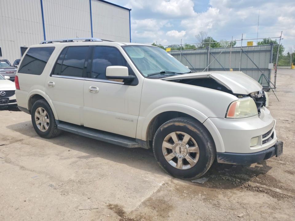 Продажа на аукционе авто 2005 Lincoln Navigator, vin: 5LMFU27585LJ18792, номер лота: 50897596