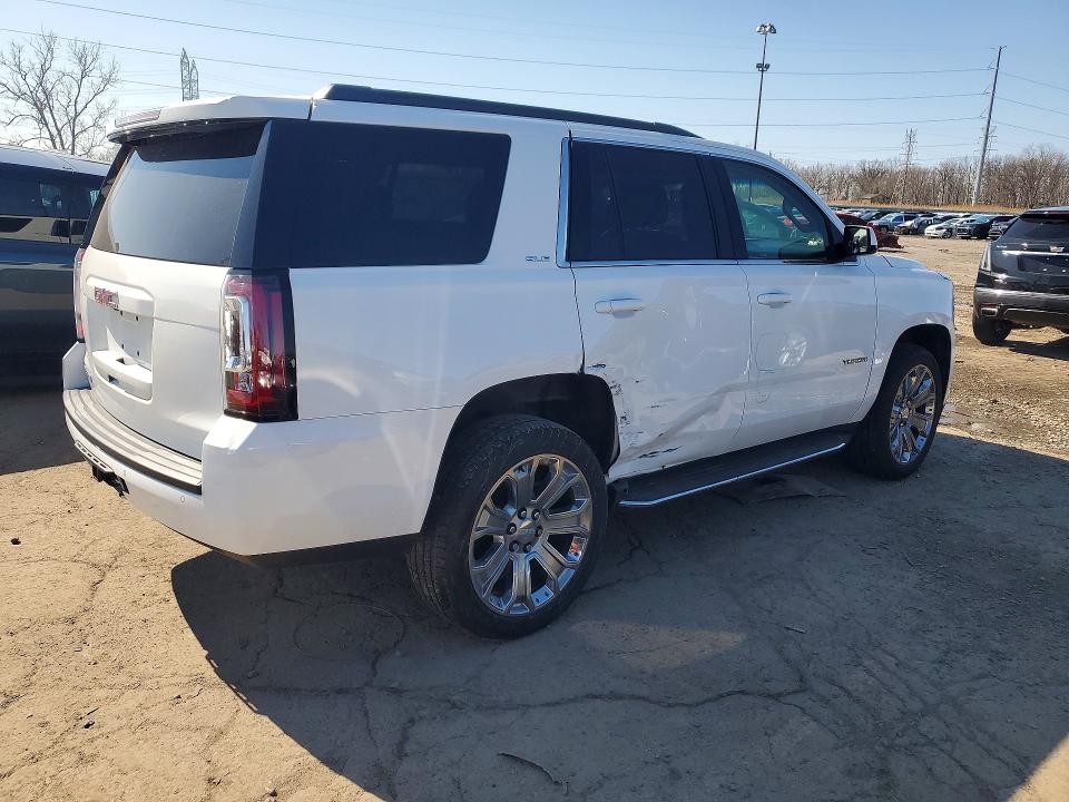 48679426 :رقم المزاد ، 1GKS2AKC6HR212302 vin ، 2017 Gmc Yukon مزاد بيع