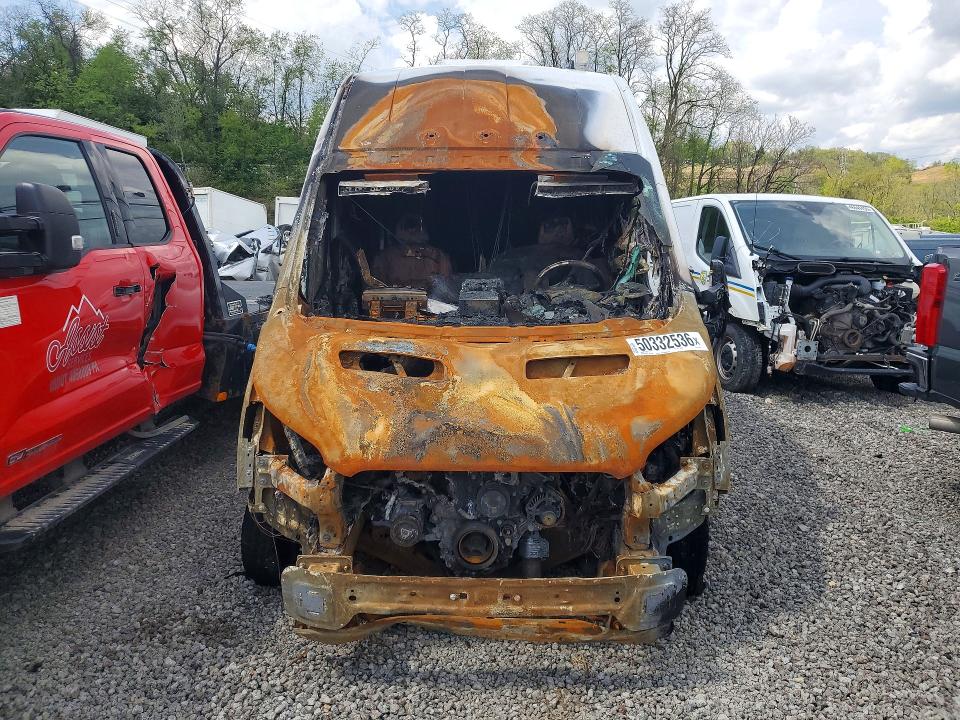 Продаж на аукціоні авто 2025 Ford Transit, vin: 1FTRU8XG5SKA57640, номер лоту: 50332536