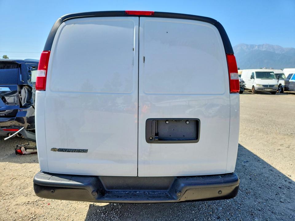 2024 Chevrolet Express G2500 მანქანა იყიდება აუქციონზე, vin: 1GCWGAFP9R1247024, აუქციონის ნომერი: 55658756