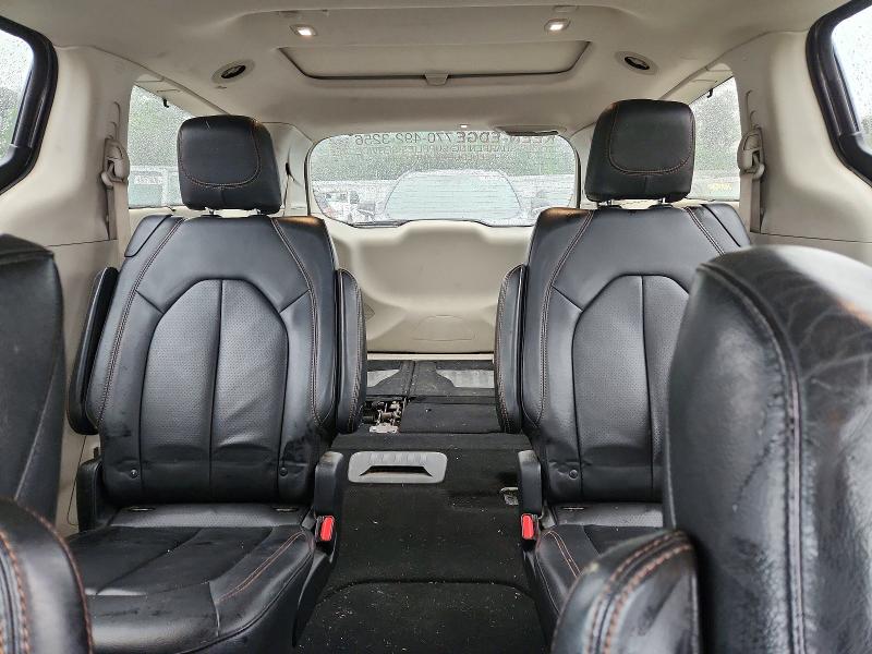Продажа на аукционе авто 2018 Chrysler Pacifica, vin: 2C4RC1EG7JR101425, номер лота: 50762656
