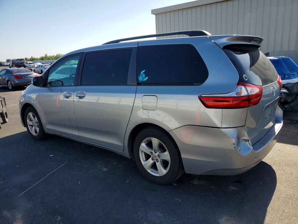 51041566 :رقم المزاد ، 5TDKK3DC2FS644940 vin ، 2015 Toyota Sienna مزاد بيع