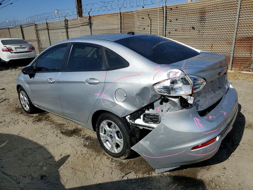 2015 Ford Fiesta მანქანა იყიდება აუქციონზე, vin: 3FADP4BJXFM111712, აუქციონის ნომერი: 50492286