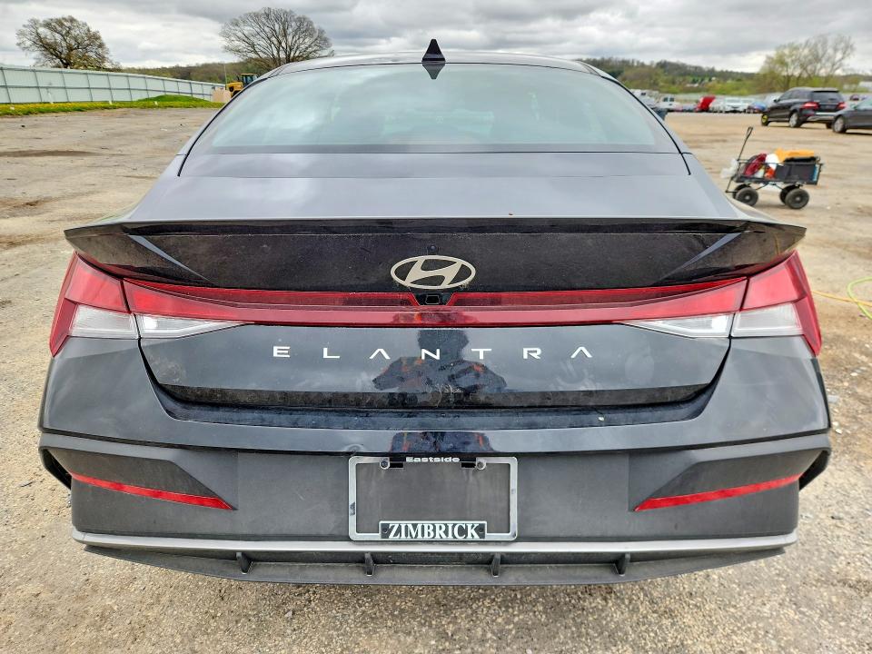 2025 Hyundai Elantra მანქანა იყიდება აუქციონზე, vin: KMHLM4DG3SU926755, აუქციონის ნომერი: 51161126