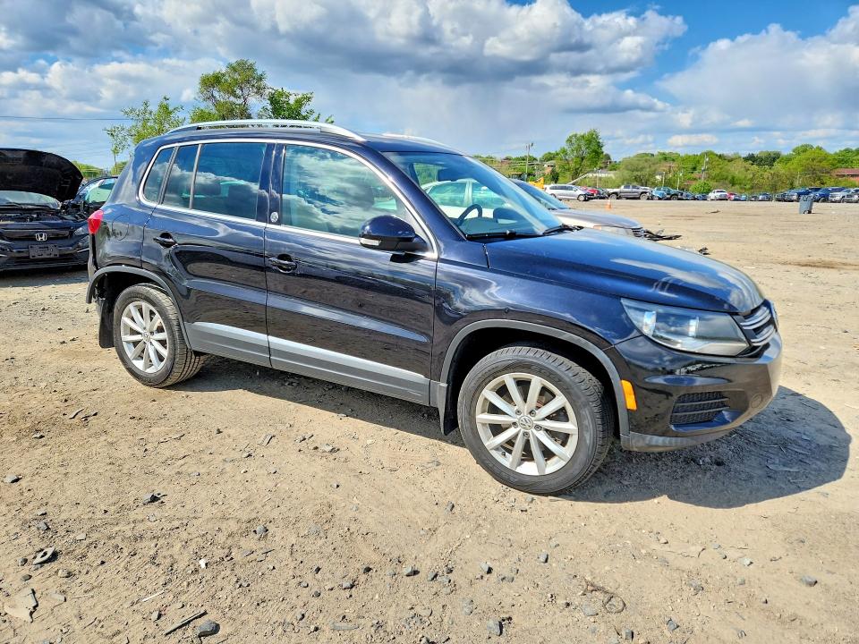 2017 Volkswagen Tiguan მანქანა იყიდება აუქციონზე, vin: WVGSV7AX5HW500478, აუქციონის ნომერი: 50763876