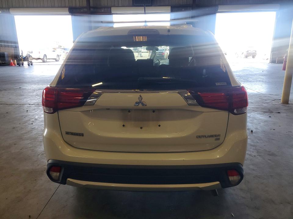 Продаж на аукціоні авто 2016 Mitsubishi Outlander, vin: JA4AZ3A39GZ006805, номер лоту: 49707556