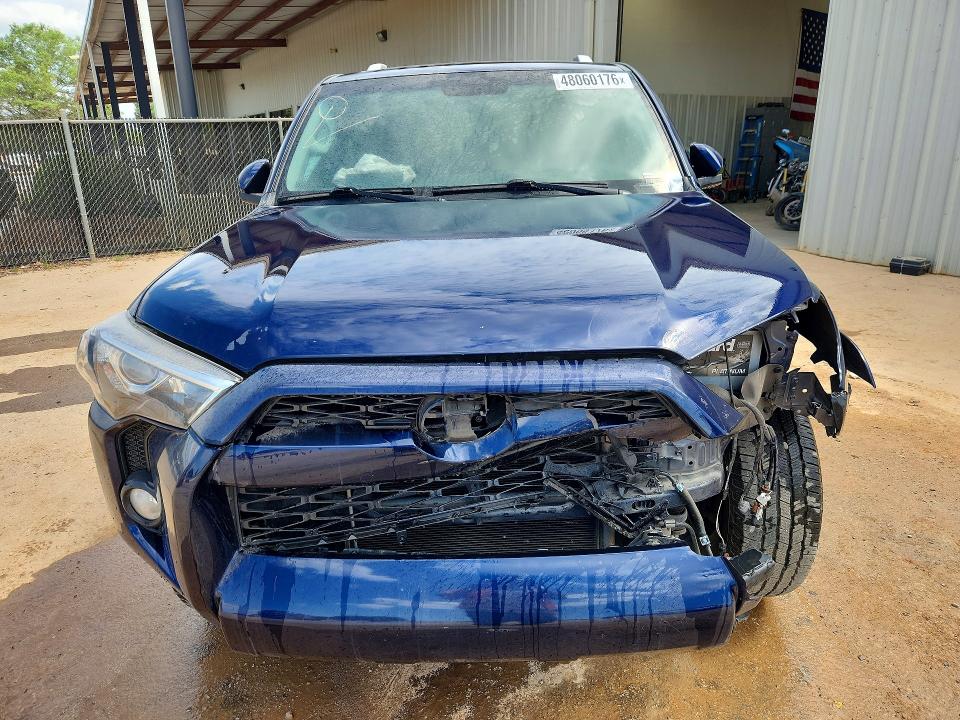 48060176 :رقم المزاد ، JTEZU5JR6J5187251 vin ، 2018 Toyota 4runner مزاد بيع