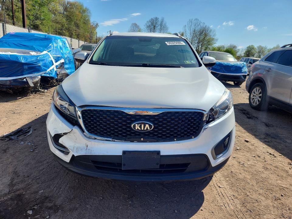 2016 Kia Sorento მანქანა იყიდება აუქციონზე, vin: 5XYPG4A37GG143817, აუქციონის ნომერი: 50329486