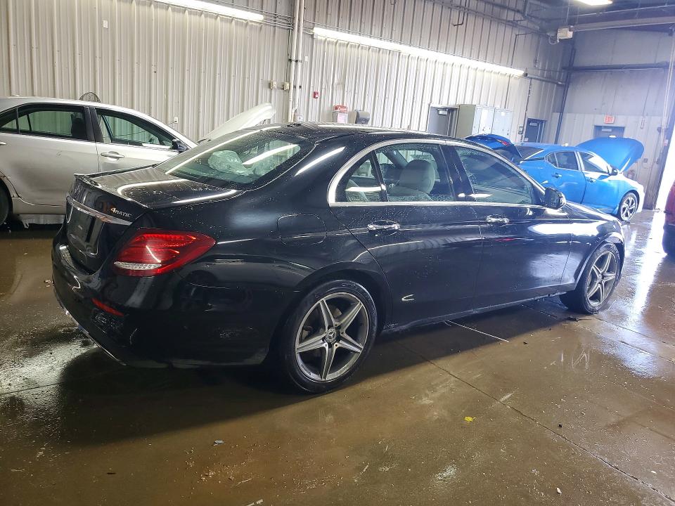 Aukcja sprzedaży 2018 Mercedes-benz E, vin: WDDZF4KB5JA313428, numer aukcji: 49720296