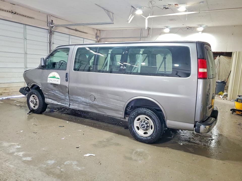 50179586 :رقم المزاد ، 1GKGG25V961272712 vin ، 2006 Gmc Savana مزاد بيع