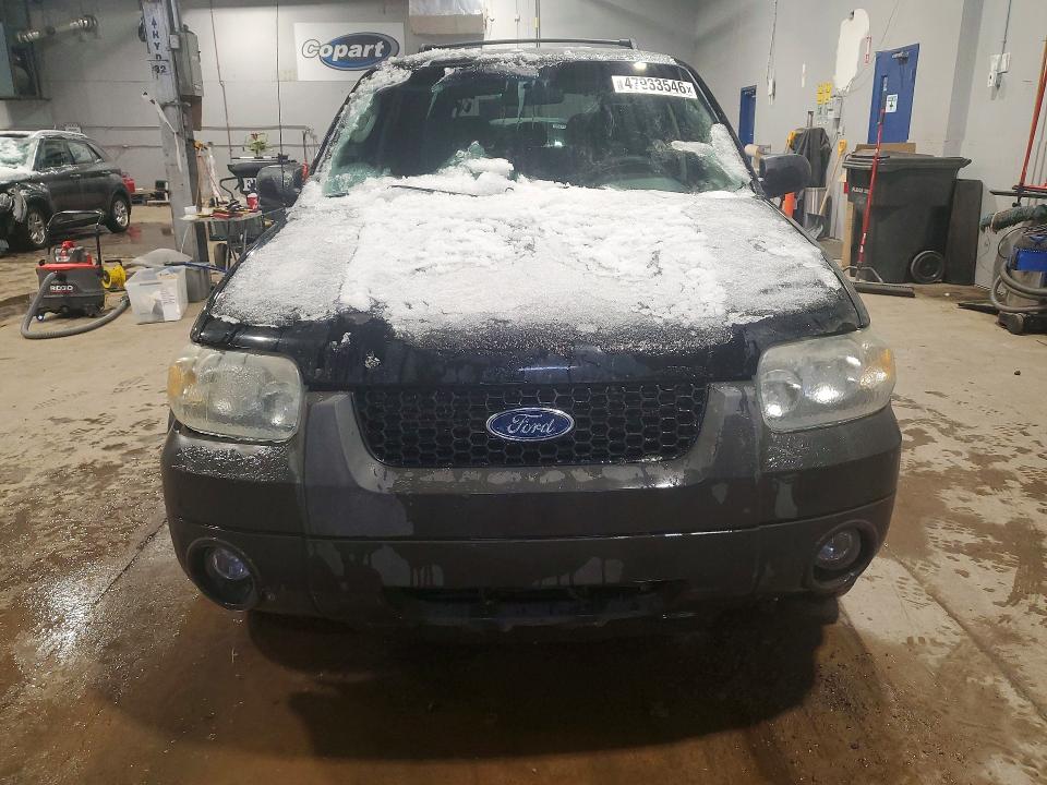 47933546 :رقم المزاد ، 1FMYU03136KC40664 vin ، 2006 Ford Escape مزاد بيع