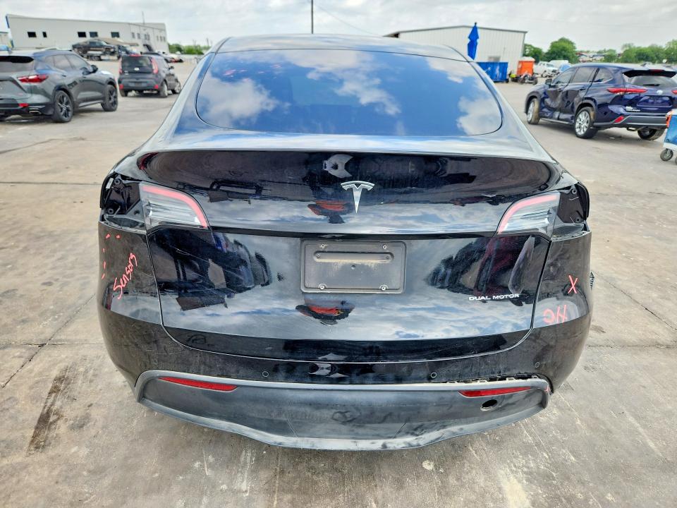 2022 Tesla Model Y მანქანა იყიდება აუქციონზე, vin: 7SAYGDEE3NF366265, აუქციონის ნომერი: 51026246