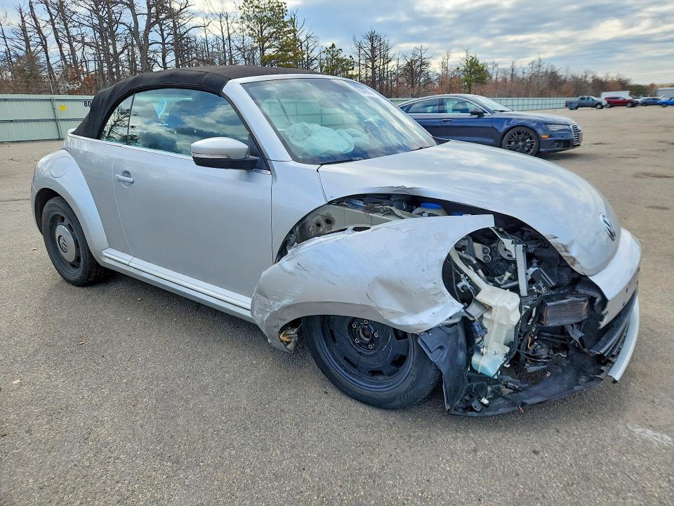 Продажа на аукционе авто 2013 Volkswagen Beetle, vin: 3VW5P7AT5DM814244, номер лота: 48740036