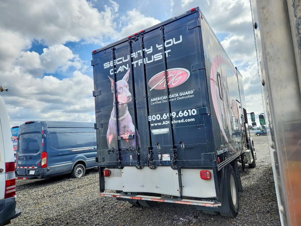 51187136 :رقم المزاد ، 2FZACGBSX8AZ58374 vin ، 2008 Sterling Truck Acterra مزاد بيع