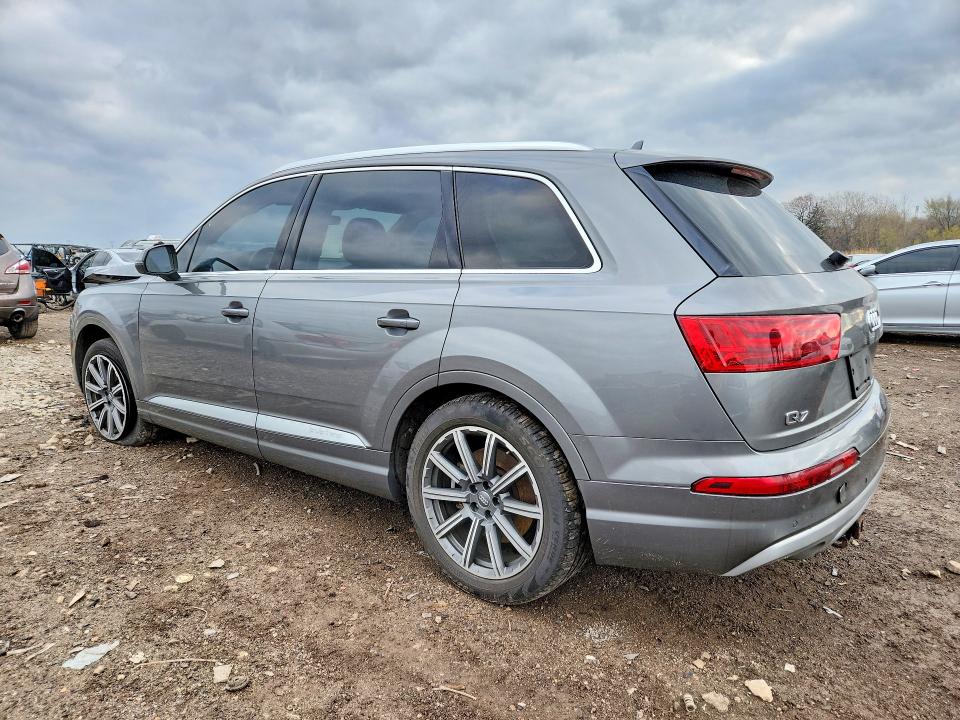Продаж на аукціоні авто 2017 Audi Q7, vin: WA1LHAF76HD046897, номер лоту: 49726546