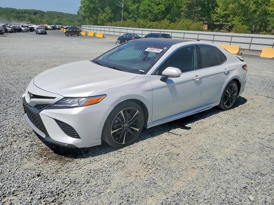 49968136 :رقم المزاد ، 4T1KZ1AK3LU035080 vin ، 2020 Toyota Camry مزاد بيع