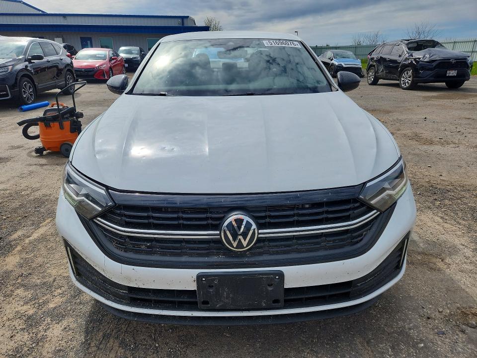 Aukcja sprzedaży 2024 Volkswagen Jetta, vin: 3VWBM7BU7RM096030, numer aukcji: 51696076