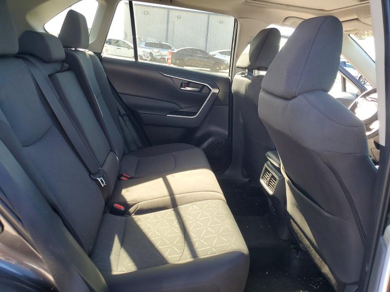 50622346 :رقم المزاد ، 2T3W1RFV7NC208587 vin ، 2022 Toyota Rav4 مزاد بيع