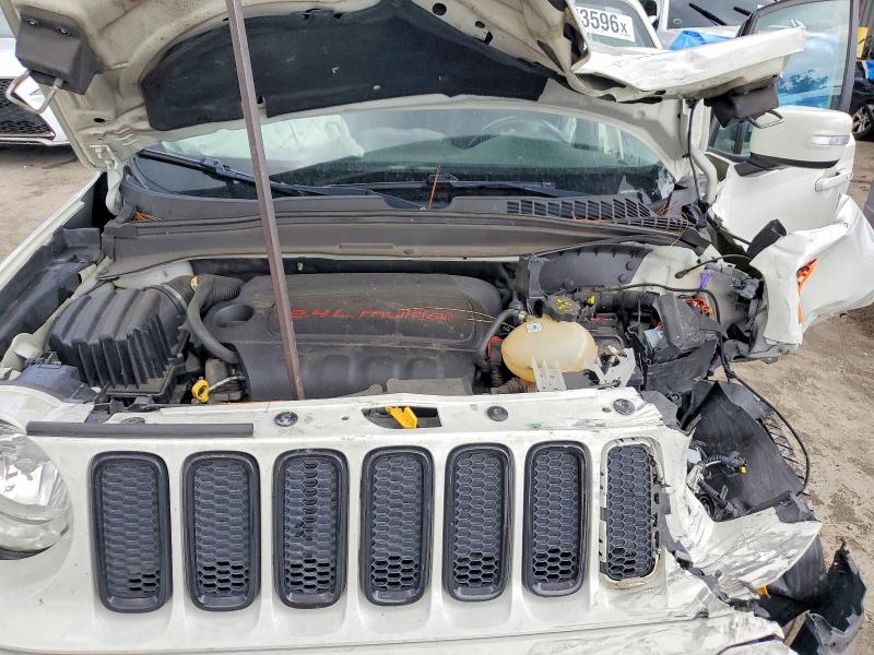 49073596 :رقم المزاد ، ZACCJBBB7HPF82852 vin ، 2017 Jeep Renegade مزاد بيع