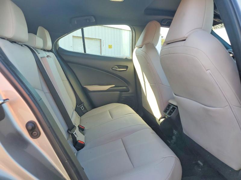 Продажа на аукционе авто 2020 Lexus Ux, vin: JTHL9JBH5L2033708, номер лота: 51645216