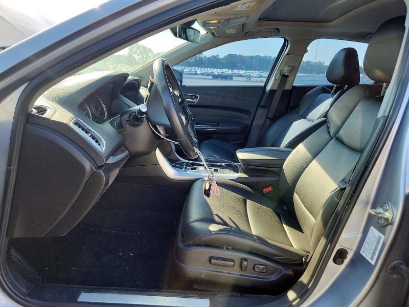 50491206 :رقم المزاد ، 19UUB3F33JA001817 vin ، 2018 Acura Tlx مزاد بيع
