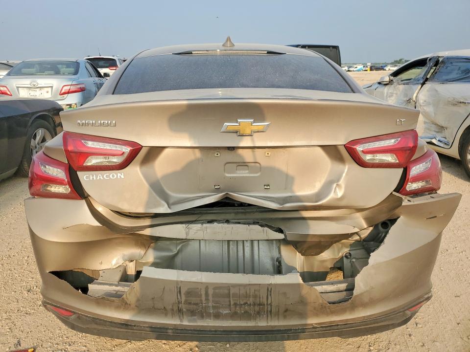 51631476 :رقم المزاد ، 1G1ZD5ST7NF136123 vin ، 2022 Chev Malibu مزاد بيع